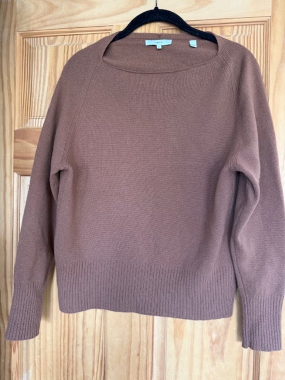 Vince Cashmere Blend Sweater Womens XS Brown Minimalist Knit Boat Neck
